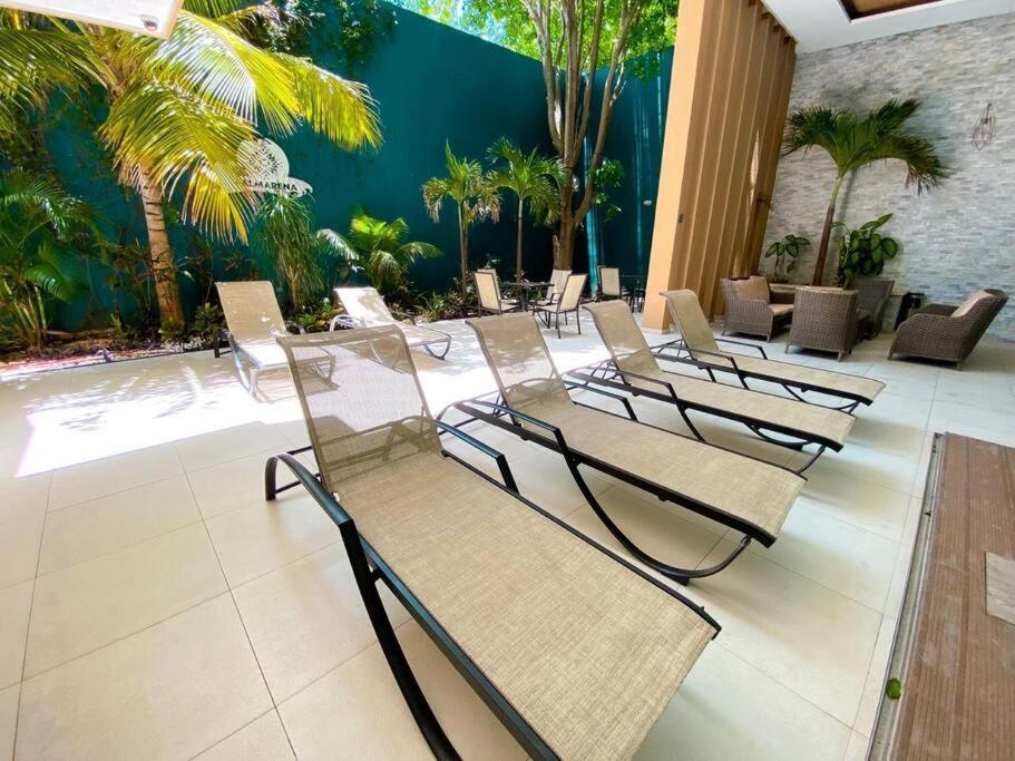 Beauty W Gym Sauna Pool Close 5th Ave &beach *